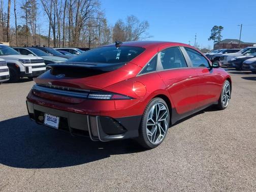 2025 Hyundai IONIQ 6 SEL