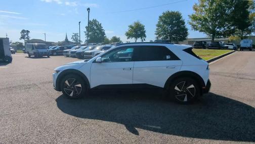 2025 Hyundai IONIQ 5 SEL