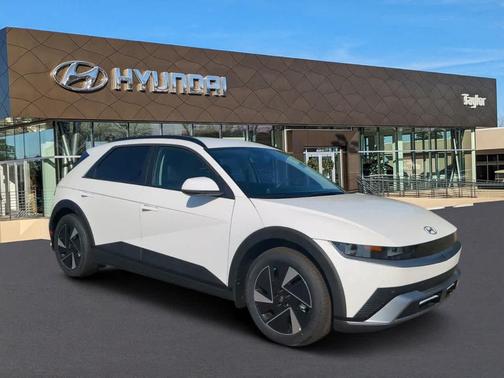 2025 Hyundai IONIQ 5 SEL