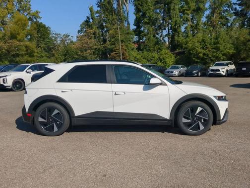 2025 Hyundai IONIQ 5 SEL