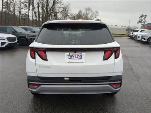 2025 Hyundai TUCSON SEL