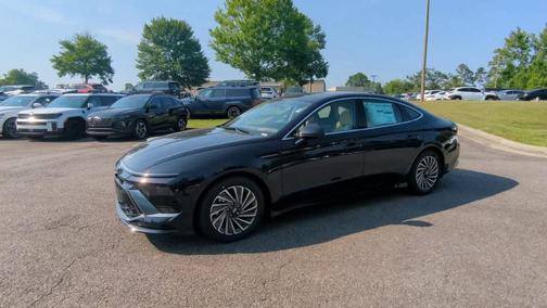 2025 Hyundai SONATA Hybrid Limited