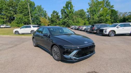 2025 Hyundai SONATA Hybrid Limited