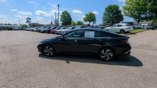 2024 Hyundai ELANTRA HEV Limited