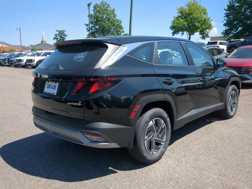 Ash Black 2026 Hyundai TUCSON Hybrid Blue SE