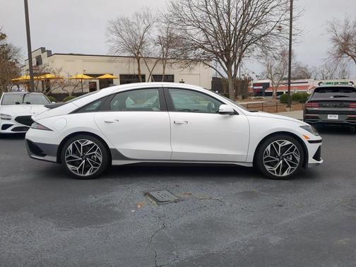 2023 Hyundai IONIQ 6 SEL
