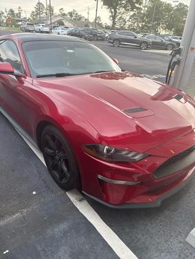 2020 Ford Mustang EcoBoost