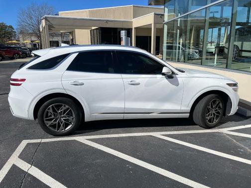 2024 Genesis GV70 2.5T