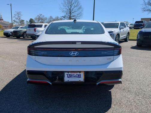 2025 Hyundai SONATA SEL