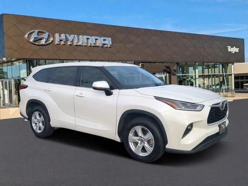 2021 Toyota Highlander LE