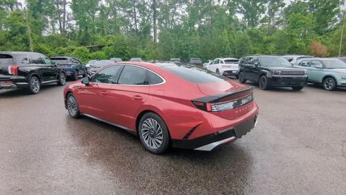2025 Hyundai SONATA Hybrid Limited