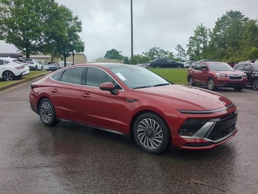 2025 Hyundai SONATA Hybrid Limited