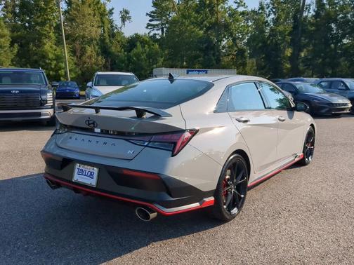 2025 Hyundai ELANTRA N Base