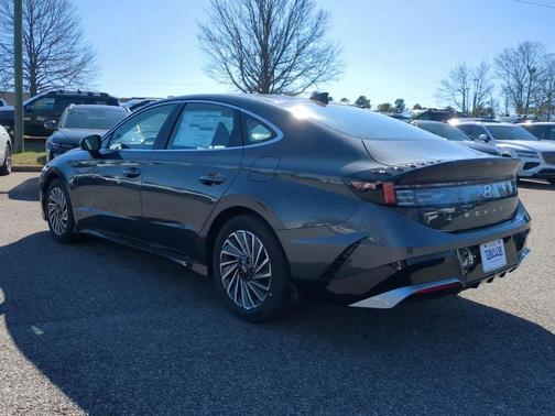 2026 Hyundai SONATA Hybrid SEL