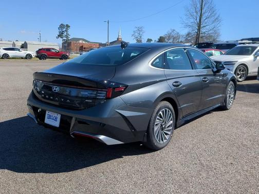 2026 Hyundai SONATA Hybrid SEL