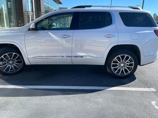 2021 GMC Acadia Denali