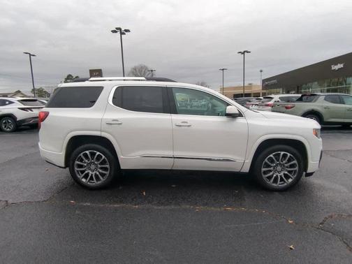 2021 GMC Acadia Denali