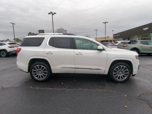 2021 GMC Acadia Denali