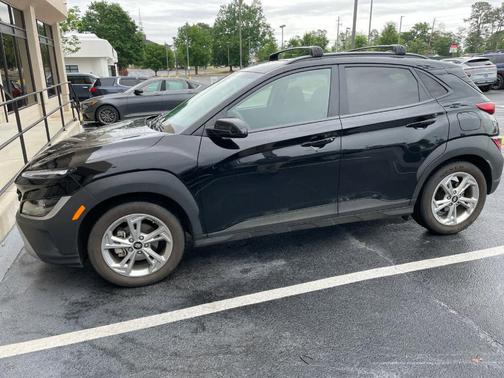Ultra Black 2023 Hyundai KONA SEL