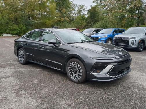 2025 Hyundai SONATA Hybrid SEL