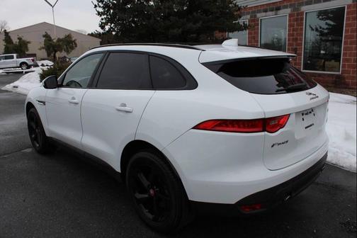 2018 Jaguar F-PACE 25t Premium