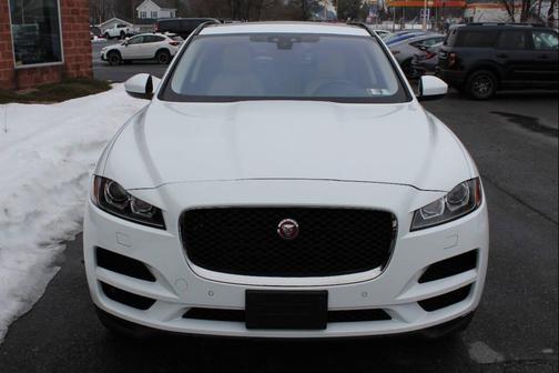 2018 Jaguar F-PACE 25t Premium