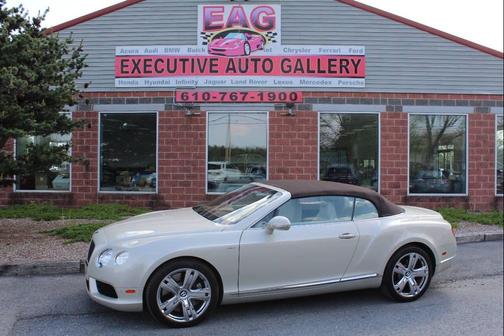 Tan 2013 Bentley Continental GTC V8
