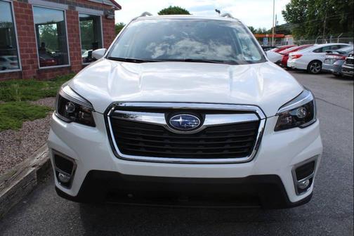 Crystal White Pearl 2021 Subaru Forester Limited