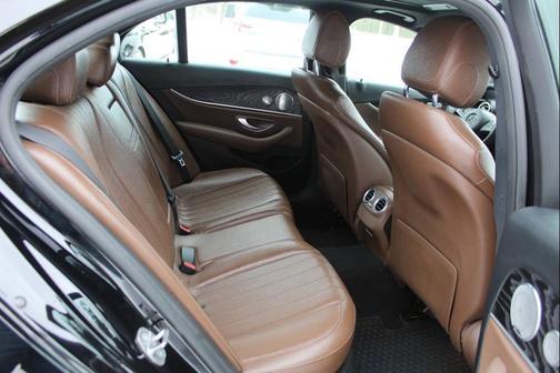 2017 Mercedes-Benz E-Class E 300 4MATIC AWD 4dr Sedan