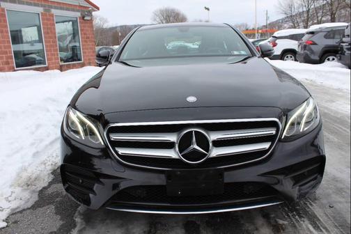 2017 Mercedes-Benz E-Class E 300 4MATIC AWD 4dr Sedan