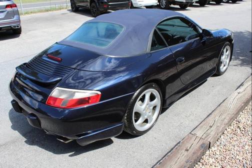 2000 Porsche 911 Carrera 4
