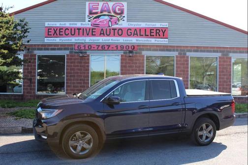 Blue 2023 Honda Ridgeline RTL