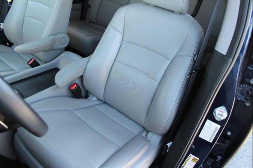 Blue 2023 Honda Ridgeline RTL