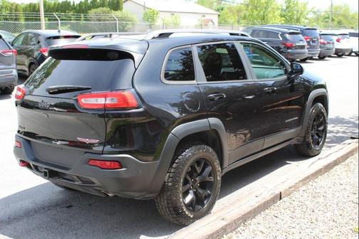 Black 2014 Jeep Cherokee Trailhawk