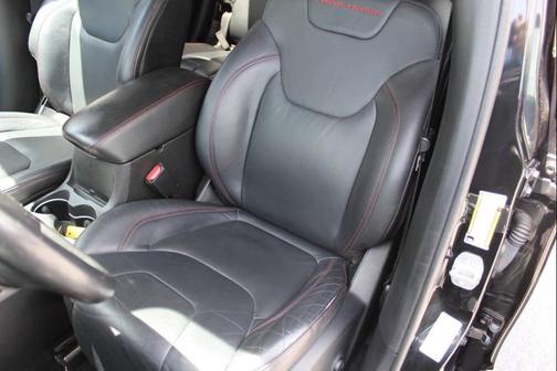 Black 2014 Jeep Cherokee Trailhawk