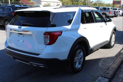 2023 Ford Explorer XLT AWD 4dr SUV