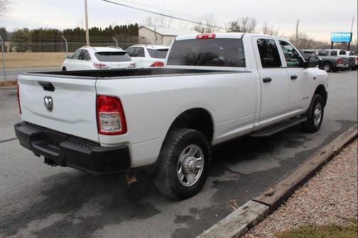 2022 RAM 3500 Tradesman 4x4 4dr Crew Cab 8 ft. LB SRW Pickup