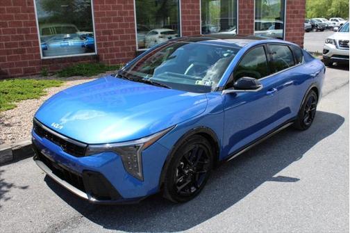 2025 Kia K4 GT Line Turbo 4dr Sedan