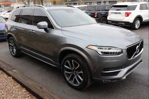 2019 Volvo XC90 T6 Momentum