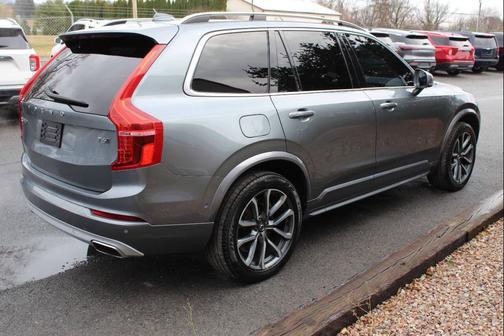 2019 Volvo XC90 T6 Momentum