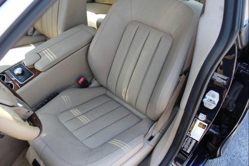 Blue 2014 Mercedes-Benz CLS-Class CLS 550 4MATIC AWD 4dr Sedan