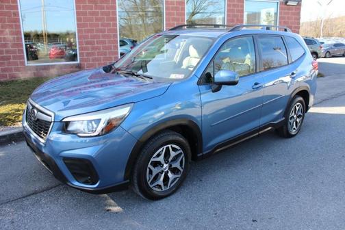 Photo 1 of 18 of 2020 Subaru Forester Premium