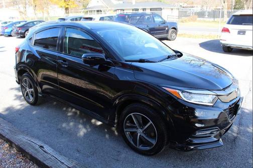 2019 Honda HR-V Touring AWD 4dr Crossover
