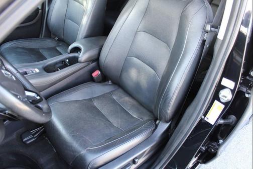 2019 Honda HR-V Touring AWD 4dr Crossover