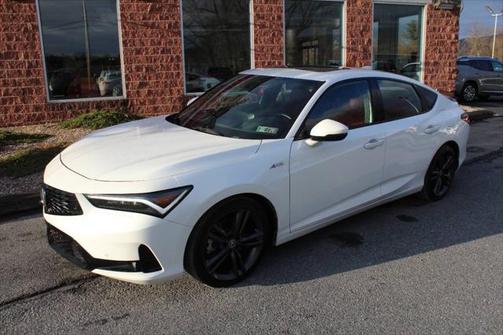 2024 Acura Integra w/Tech w/A SPEC 4dr Liftback CVT w/Technology and A Package