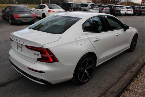2024 Volvo S60 B5 Plus Dark Theme AWD 4dr Sedan