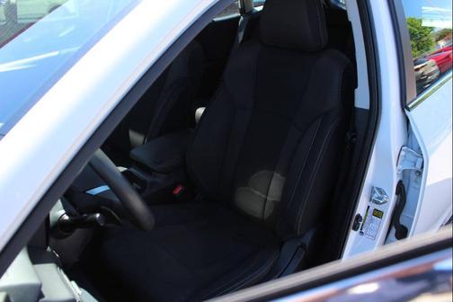 Crystal White Pearl 2021 Subaru Outback Base