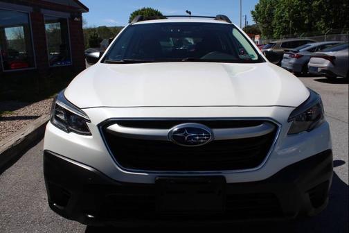 Crystal White Pearl 2021 Subaru Outback Base