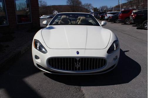 2015 Maserati GranTurismo Base