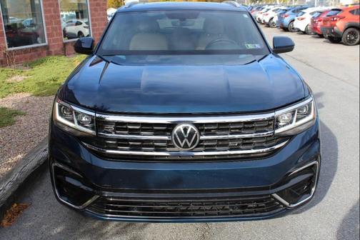 2020 Volkswagen Atlas Cross Sport 3.6L V6 SE w/Technology R-Line